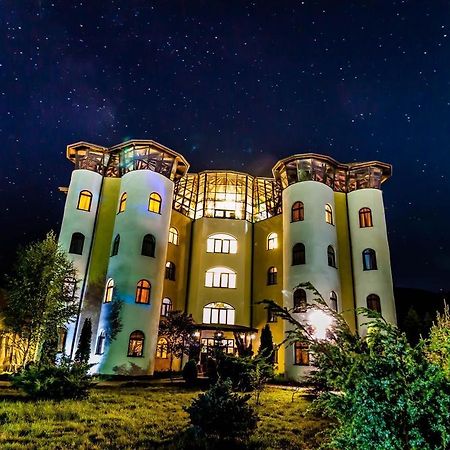 מלון Petroşani Castelul De Vis מראה חיצוני תמונה